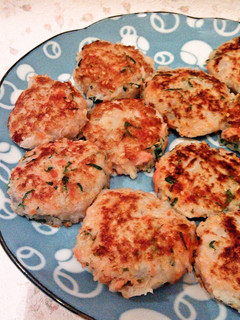里芋と鮭フレークの焼き団子-レシピのメイン写真