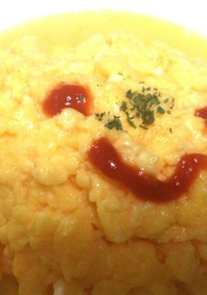 甘くてふわんふわんなスクランブルエッグ-レシピのメイン写真