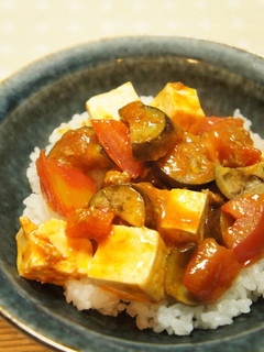 トマト入り麻婆丼-レシピのメイン写真