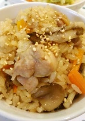 鶏肉と舞茸の炊き込みおこわ♪-レシピのメイン写真