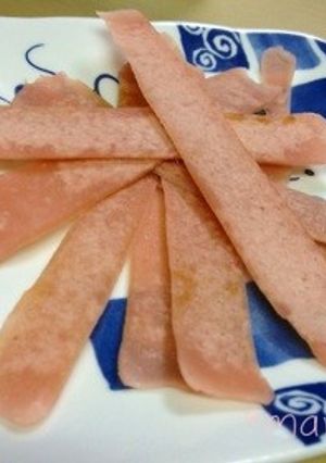 ベーコンもどき☆レンチン魚肉ソーセージ-レシピのメイン写真