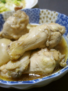 さといもと手羽元のうま煮-レシピのメイン写真