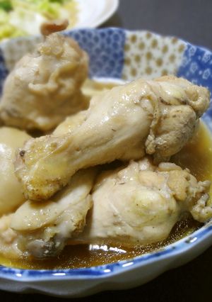 さといもと手羽元のうま煮-レシピのメイン写真