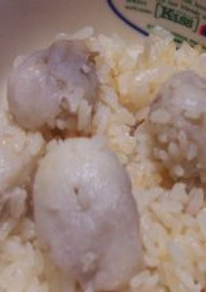 おいしいで☆★★☆冷凍小芋の炊きこみご飯-レシピのメイン写真