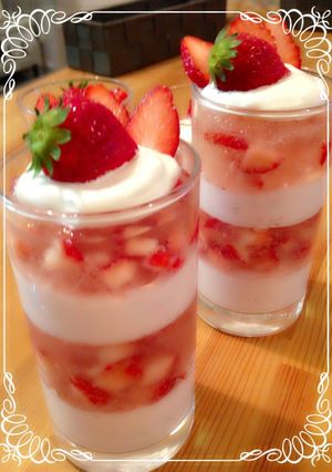 ❀*春色デザート❀苺のムースゼリー*❀-レシピのメイン写真