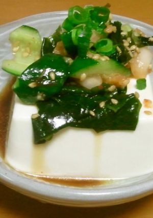 ☆話題入り☆キムチとわかめの韓国冷奴-レシピのメイン写真