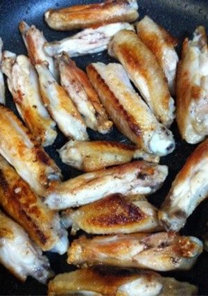 フライパンのみ☆焼くだけ手羽先-レシピのメイン写真