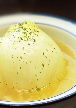 (σ・∀・)σまるごと新玉ねぎスープ-レシピのメイン写真