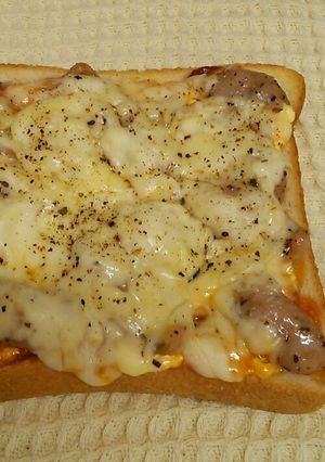 我が家の簡単ピザトースト-レシピのメイン写真