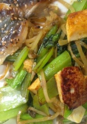 つけあわせ★豆腐と小松菜の和風カレー炒め-レシピのメイン写真