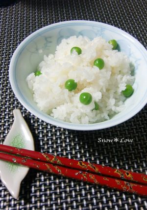 さや付きえんどう豆で☆豆ご飯-レシピのメイン写真