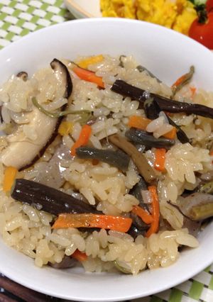 炊飯器で簡単*山菜おこわ-レシピのメイン写真