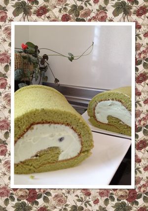 青汁で抹茶ロールケーキ-レシピのメイン写真