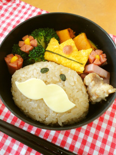 キャラ弁*王様なめこ弁当♪-レシピのメイン写真