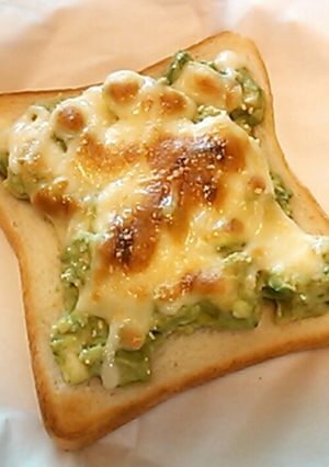 たっぷり♡アボカドチーズトースト-レシピのメイン写真
