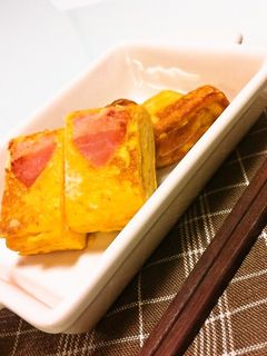 お弁当にハムやベーコンで♪型ぬき卵焼き♡-レシピのメイン写真