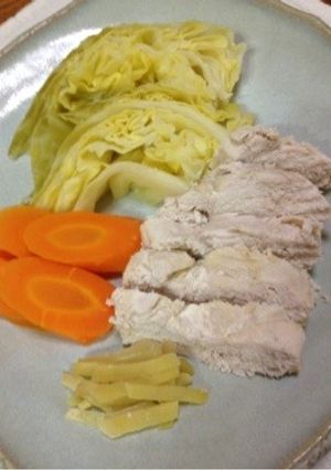 炊飯器で☆蒸し鶏&蒸しキャベツ・人参-レシピのメイン写真