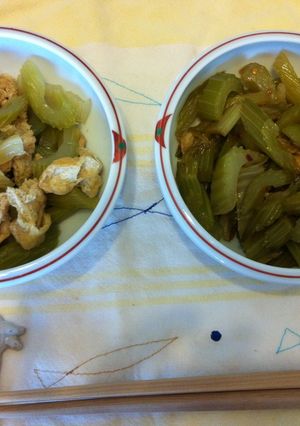 超お手軽セロリ変身!一つの鍋で2味!-レシピのメイン写真