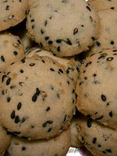 黒ごまたっぷりクッキー-レシピのメイン写真