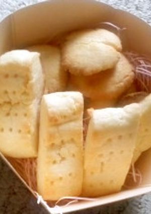 私のおやつ♡粉チーズクッキー-レシピのメイン写真