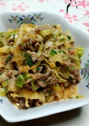 食べるラー油deキャベツと豚肉炒め♡-レシピのメイン写真