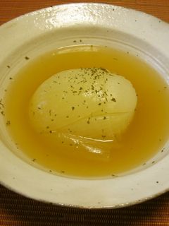 季節限定☆とろ~り新玉葱の丸ごとスープ-レシピのメイン写真