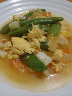 残った野菜スープとスナップ豌豆の卵とじ-レシピのメイン写真