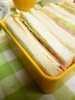 *お弁当に*ハムチーズレタスサンド*-レシピのメイン写真