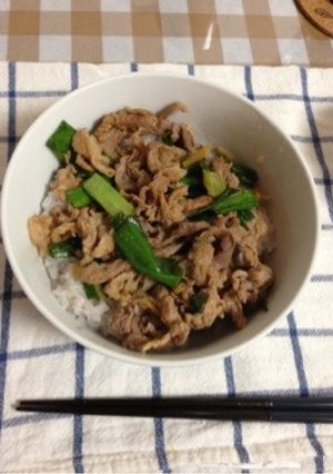 わけぎが入った☆生姜焼き丼-レシピのメイン写真