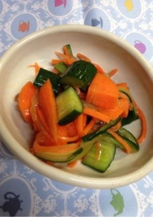 きゅうりと人参の梅肉ピリ辛和え-レシピのメイン写真