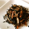 椎茸入りひじきの煮つけ