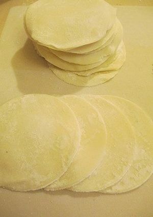 簡単♪モチパリッ！手作り餃子の皮-レシピのメイン写真