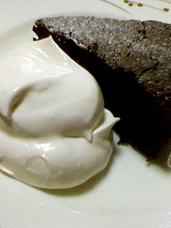 低コストでコクのあるホイップクリーム-レシピのメイン写真
