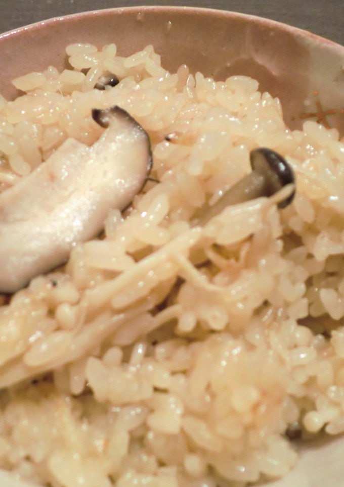 炊飯器できのこの中華風おこわ-レシピのメイン写真