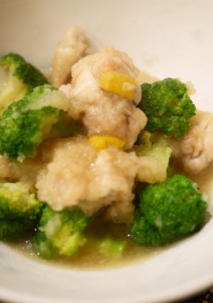 鶏もも肉とブロッコリーのおろし煮-レシピのメイン写真