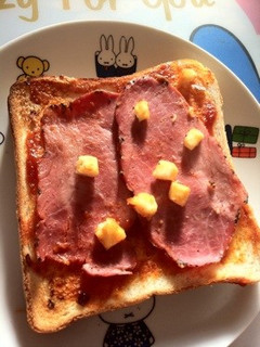 ローストブーフでピサトースト-レシピのメイン写真