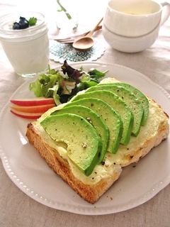 クリームチーズ&アボカドのトースト…-レシピのメイン写真