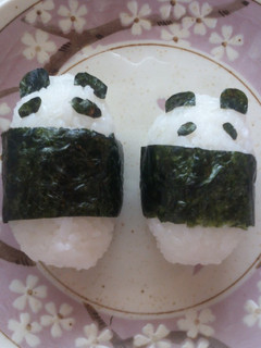 ちょー可愛い♪パンダおにぎり(*´-`)-レシピのメイン写真