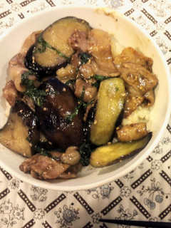 簡単☆ナスと豚のオイマヨ丼-レシピのメイン写真