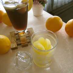 A picture of レモン氷(レモン果汁の保存).