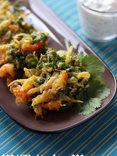 パクチーとエビ、玉ねぎのスパイスかき揚げ-レシピのメイン写真