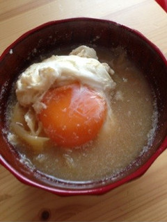 シャキシャキキャベツと卵の味噌汁-レシピのメイン写真