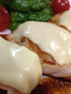 鶏胸肉のソースチーズ焼き-レシピのメイン写真