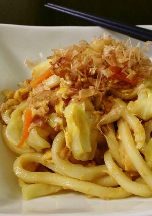ランチに簡単♪うちの焼うどん(沖縄風？）-レシピのメイン写真