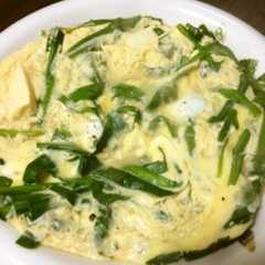รูปของ たっぷりニラと豆腐の卵とじ