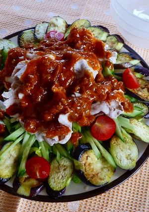 夏野菜と豚しゃぶの麻婆サラダ-レシピのメイン写真