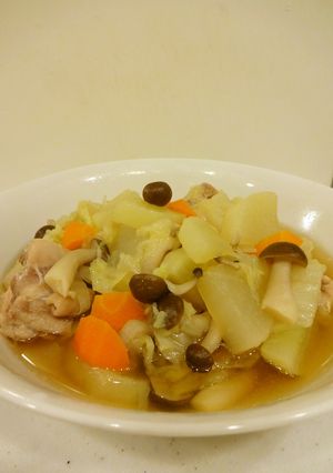 冷蔵庫整理に。大根と鶏肉と白菜の煮物-レシピのメイン写真