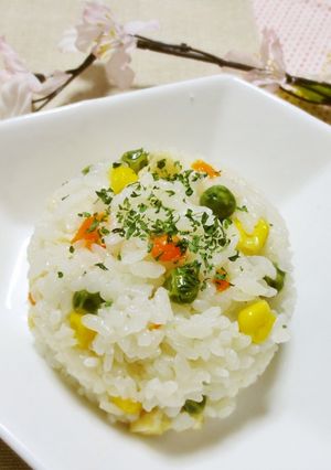 簡単ミックスベジタブル☆炊飯器ピラフ-レシピのメイン写真