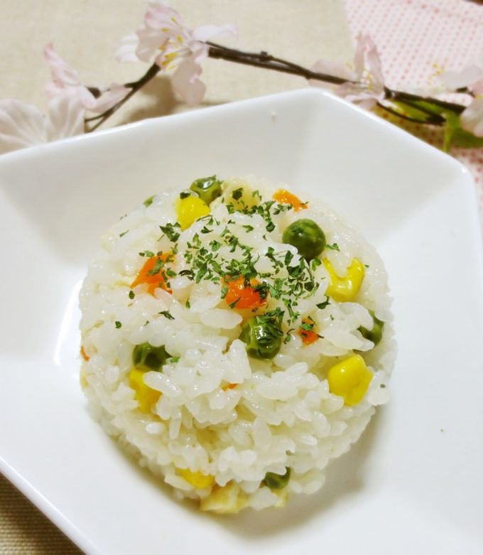 簡単ミックスベジタブル☆炊飯器ピラフ-レシピのメイン写真