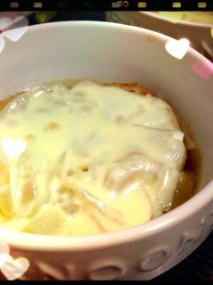 簡単オニオングラタンスープ-レシピのメイン写真